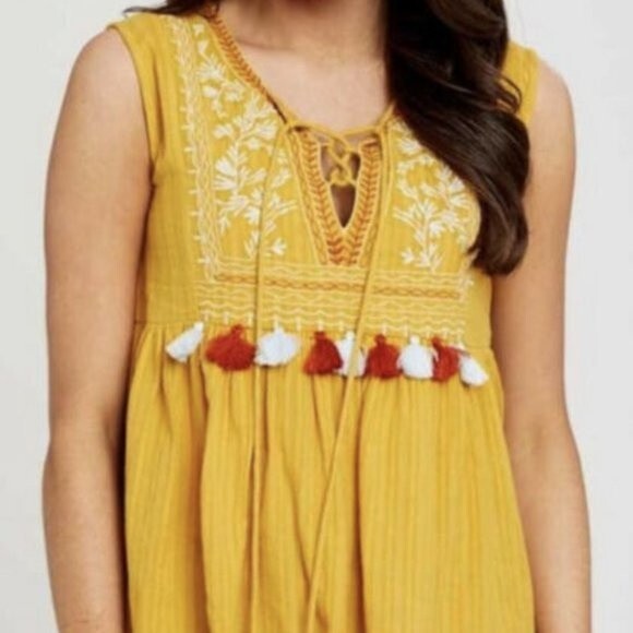 Altar'd State Golden Yellow Sleeveless Embroidered Boho Top - Size M - EUC - Picture 1 of 8
